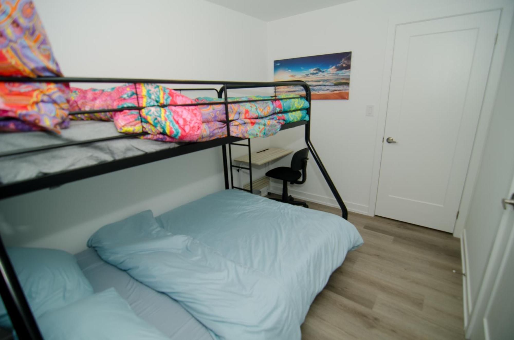 Escape Crib: 3km From Niagarafalls *