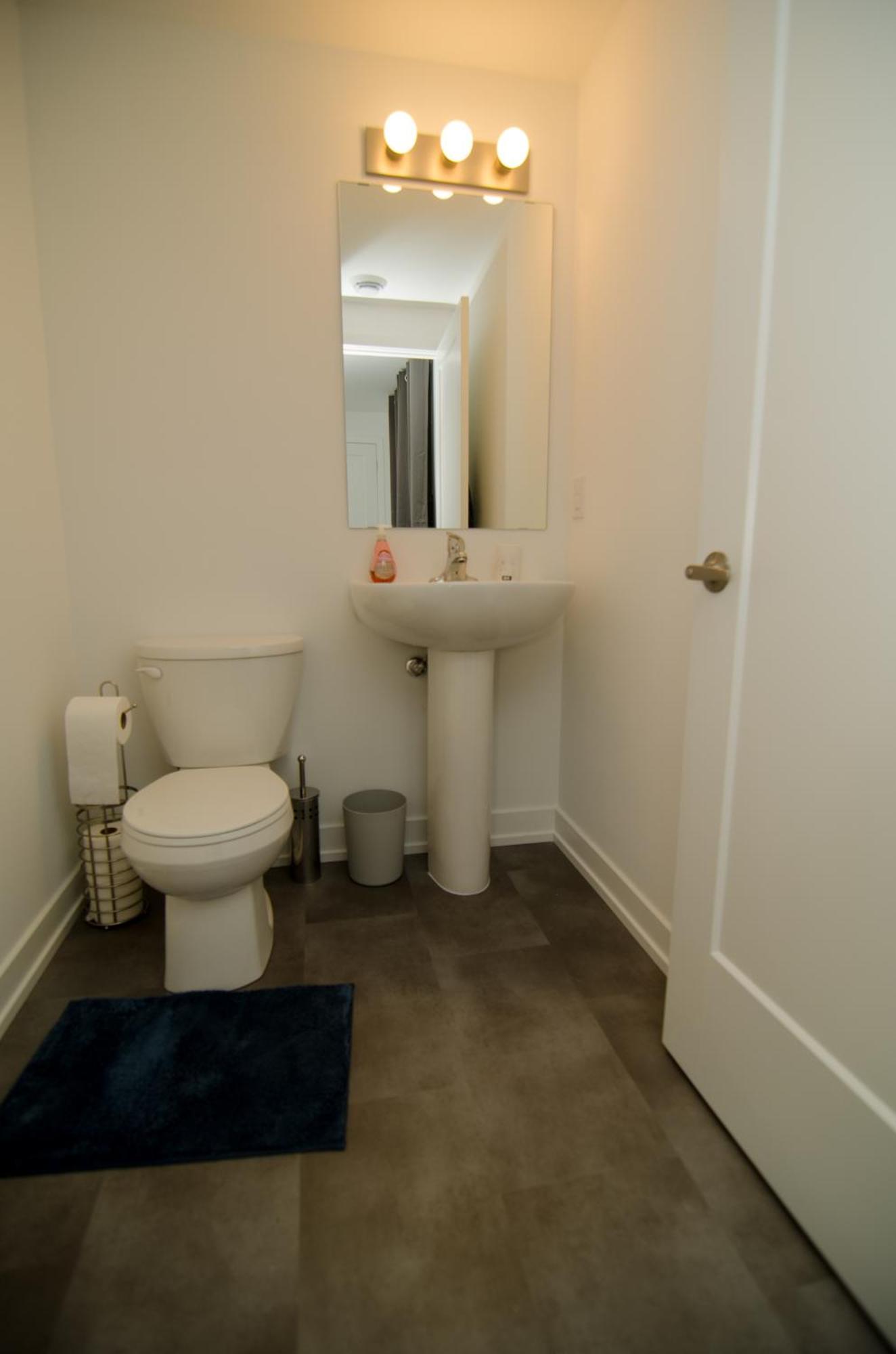Escape Crib: 3km From Niagarafalls Niagara Falls